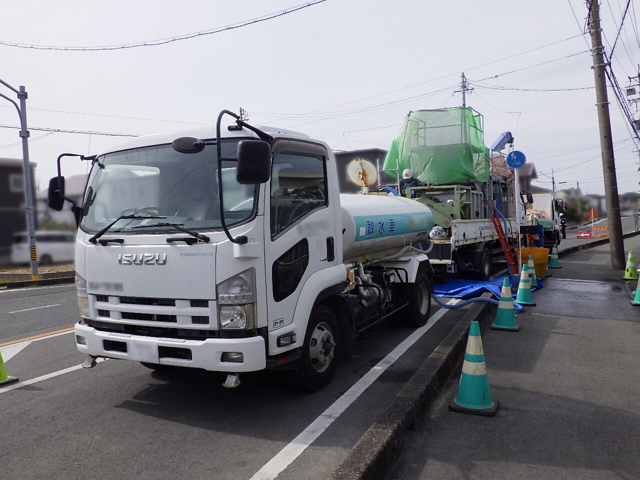 写真：路面排水工事1のイメージ